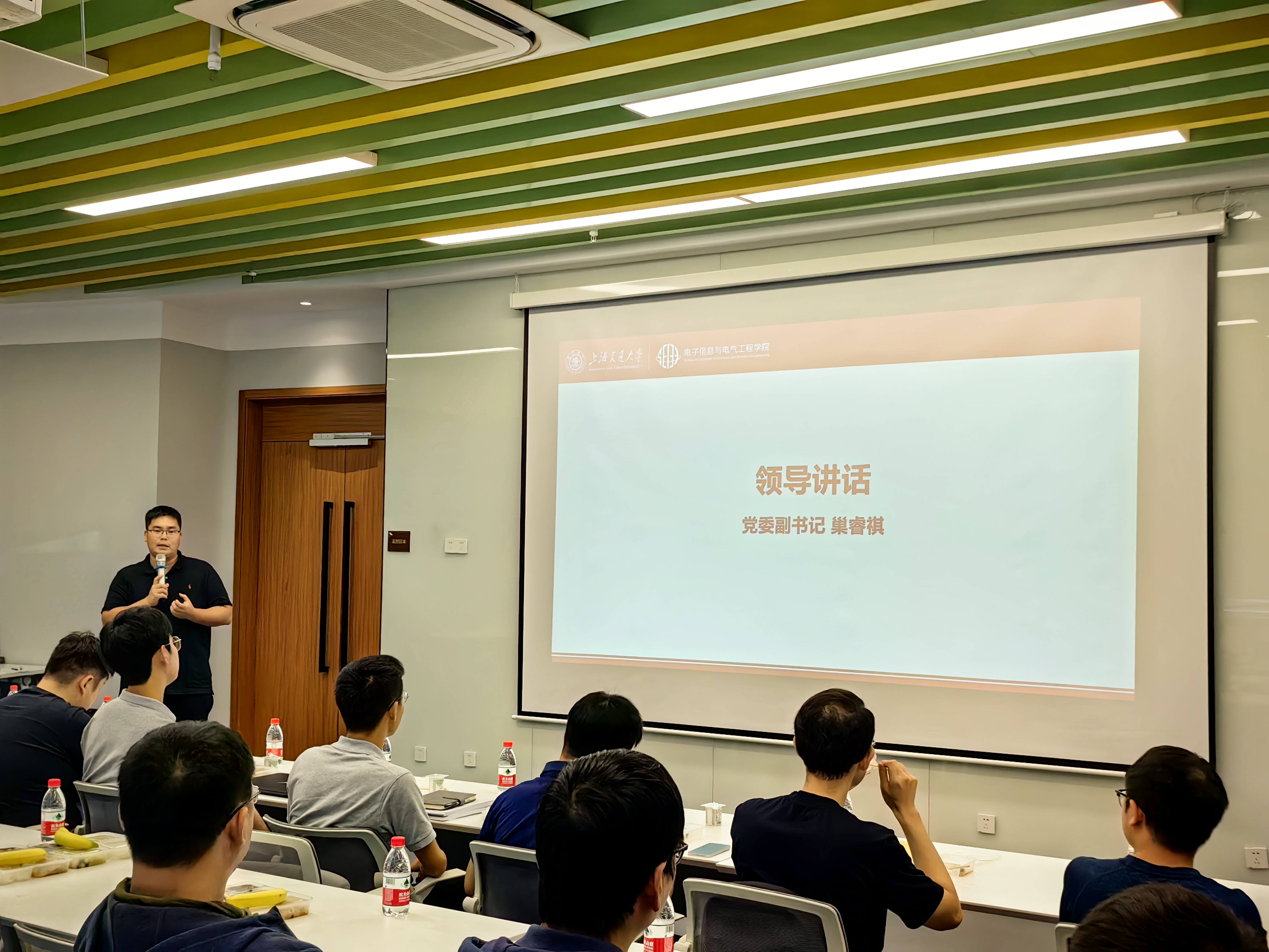 图1.jpg 图1.jpg