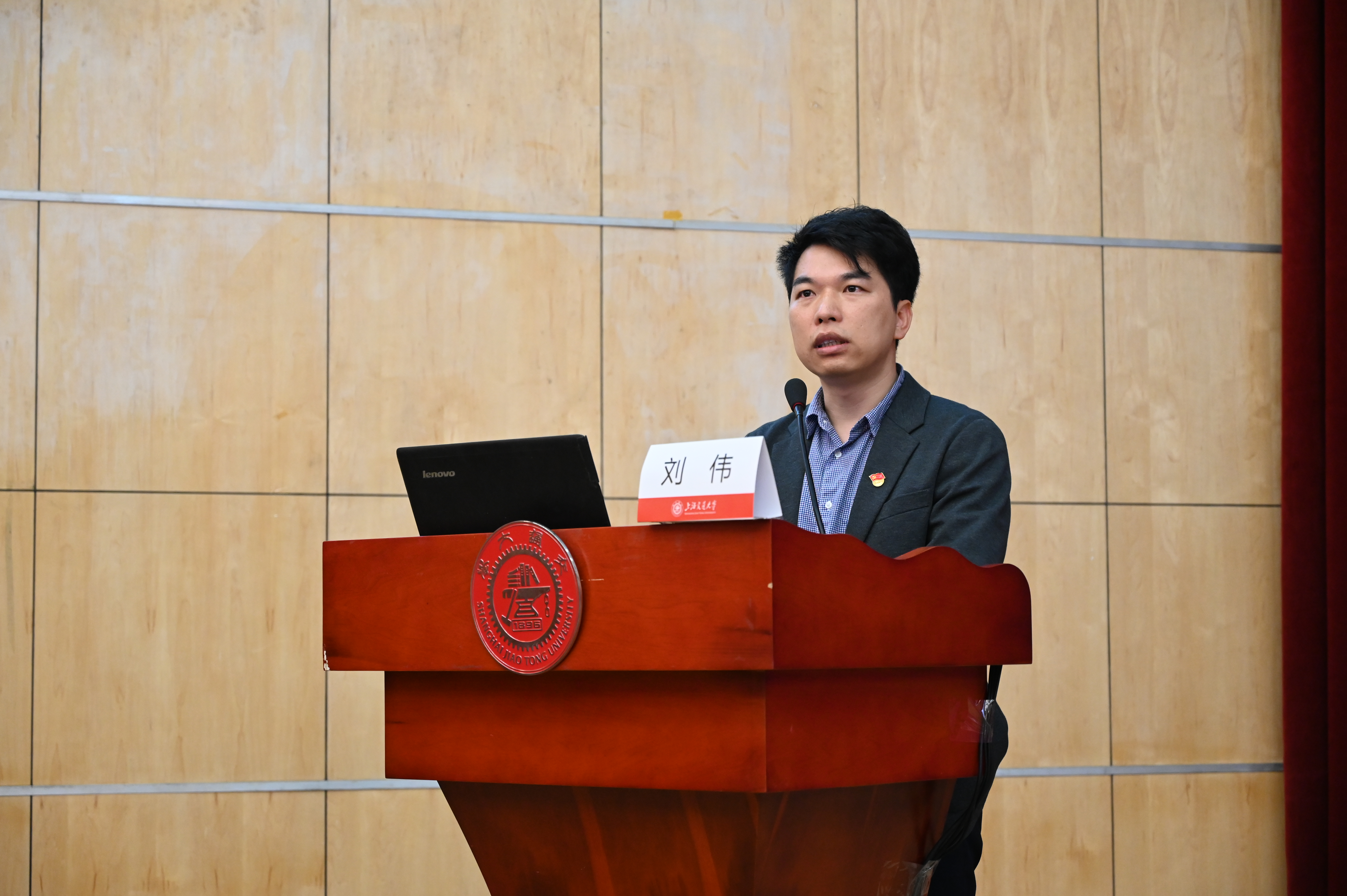 图10.jpg 图10.JPG