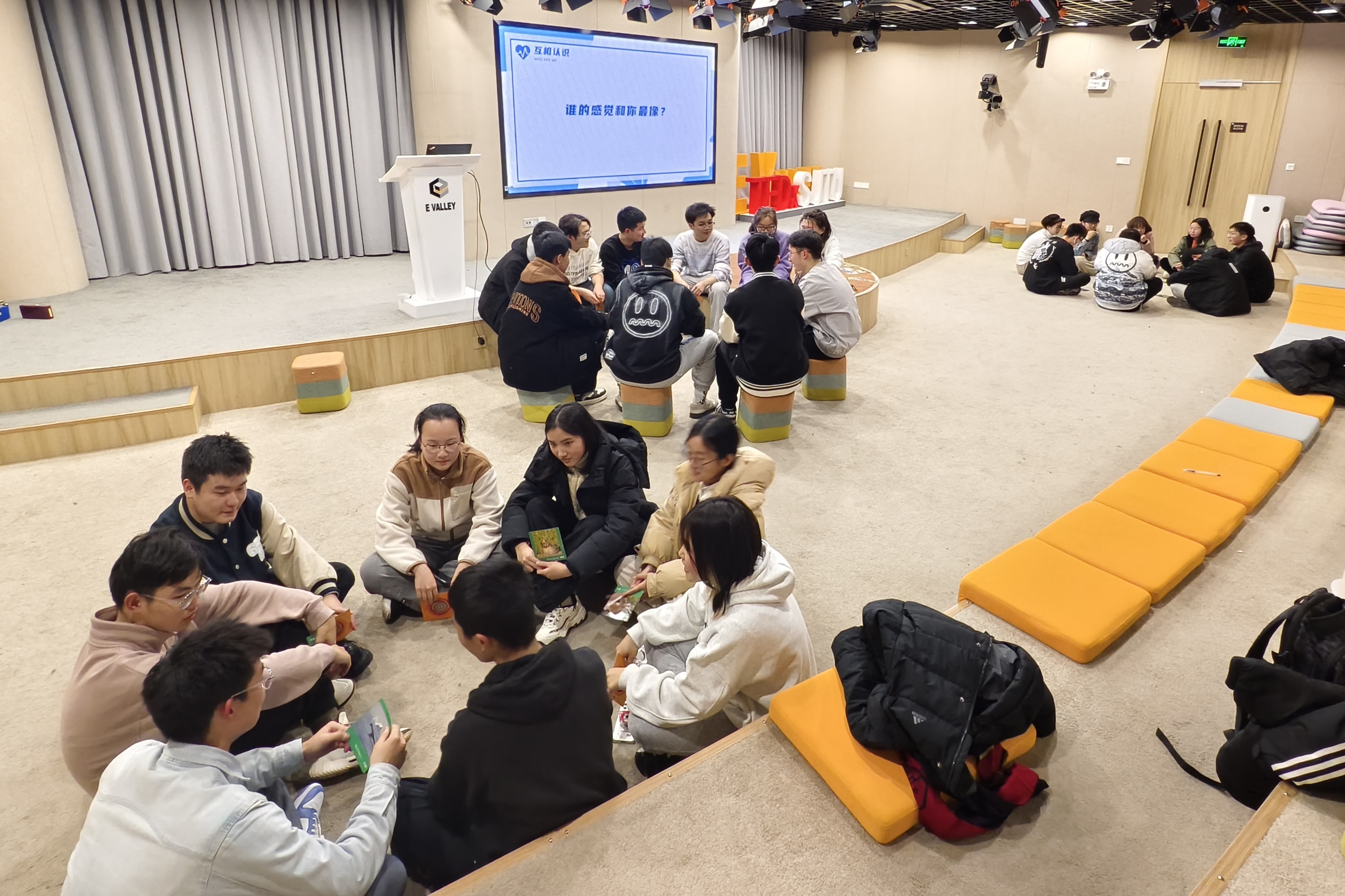 图2.jpg 图2.jpg