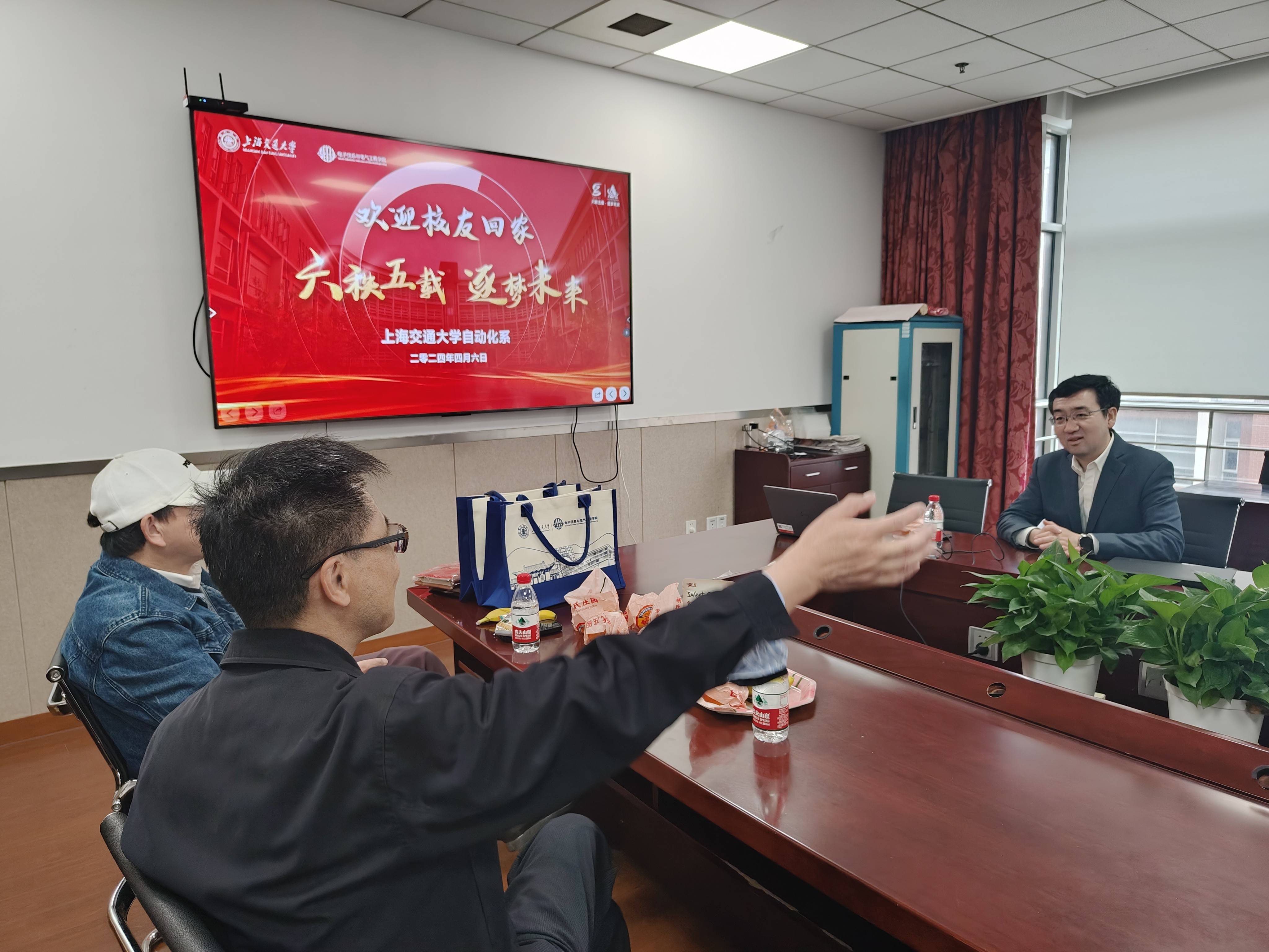图9.jpg